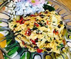 Sundried Tomato Pasta Salad